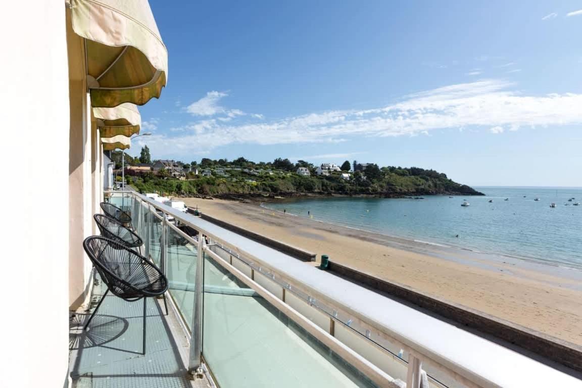 Les Pieds Dans L'Eau - Bel Appartement - Vue Mer Cancale Exterior photo